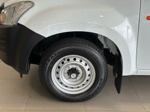 Isuzu D-Max Gen 6 250c single cab - Image 7