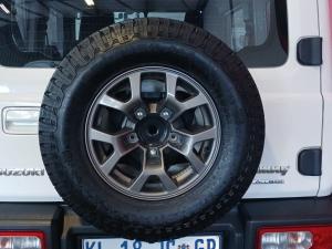 Suzuki Jimny 1.5 GL AllGrip 3-door auto - Image 19