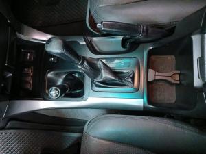 Toyota Land Cruiser Prado 4.0 VX - Image 18