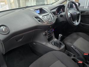 Ford Fiesta 5-door 1.0T Ambiente - Image 5