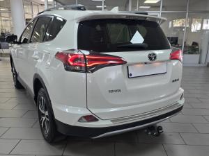 Toyota RAV4 2.0 GX auto - Image 16