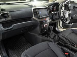 Mahindra XUV300 1.5TD W6 - Image 16