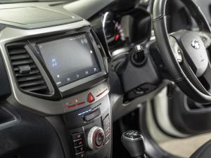 Mahindra XUV300 1.5TD W6 - Image 21