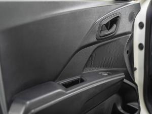 Mahindra XUV300 1.5TD W6 - Image 24