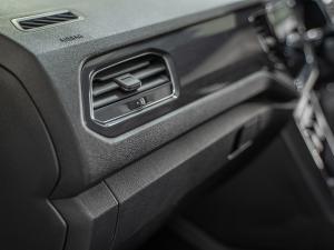 Volkswagen T-Roc 2.0TSI 140kW 4Motion R-Line - Image 33
