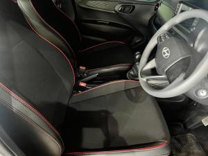 Hyundai Grand i10 1.0 Premium hatch - Image 8