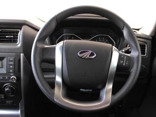 Mahindra Pik Up 2.2CRDe double cab S6 manual