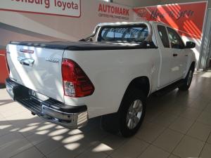 Toyota Hilux 2.4GD-6 Xtra cab Raider manual - Image 2