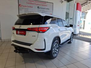 Toyota Fortuner 2.4GD-6 4x4 - Image 2