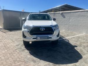 Toyota Hilux 2.4GD-6 single cab 4x4 Raider manual - Image 4