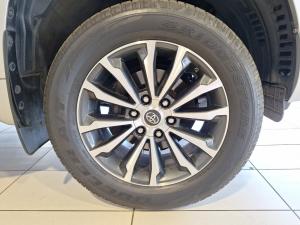Toyota Land Cruiser Prado 2.8GD VX-L - Image 16