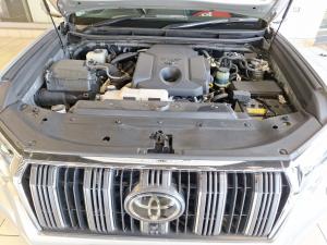 Toyota Land Cruiser Prado 2.8GD VX-L - Image 17