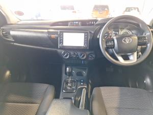 Toyota Hilux 2.4GD-6 double cab 4x4 Raider auto - Image 6