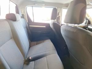 Toyota Hilux 2.4GD-6 double cab 4x4 Raider auto - Image 13