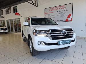 Toyota Land Cruiser 200 4.5D-4D V8 VX-R - Image 1