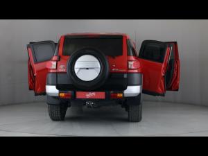 Toyota FJ Cruiser FJ Cruiser - Image 9