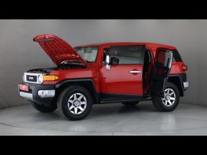 Toyota FJ Cruiser FJ Cruiser - Image 12