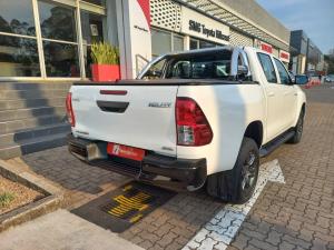 Toyota Hilux 2.4GD-6 double cab 4x4 Raider auto - Image 2