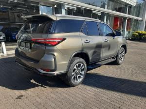 Toyota Fortuner 2.8GD-6 Raised Body automatic - Image 2