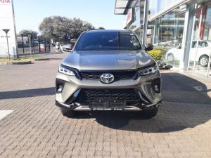 Toyota Fortuner 2.8GD-6 Raised Body automatic - Image 4
