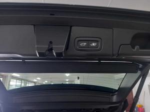 Volvo XC60 B5 Momentum Geartronic - Image 11
