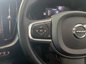 Volvo XC60 B5 Momentum Geartronic - Image 19