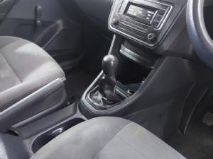 Volkswagen Caddy 1.6 panel van - Image 12