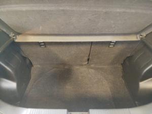 Toyota Starlet 1.5 XR auto - Image 12