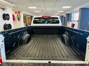 Nissan Navara 2.5DDTi single cab XE - Image 8