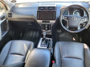 Toyota Land Cruiser Prado 4.0 VX-L - Image 7