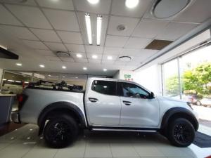Nissan Navara 2.5DDTi double cab LE Plus 4x4 - Image 6