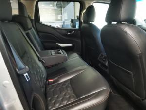 Nissan Navara 2.5DDTi double cab LE Plus 4x4 - Image 8