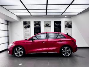 Audi A3 Sportback 35TFSI S line - Image 4