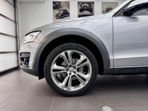 Audi Q5 2.0TDI S quattro auto - Image 3