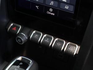 Volkswagen Amarok 2.0TDI double cab Life auto - Image 14