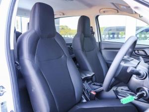 Isuzu D-Max 1.9TD double cab L auto - Image 3