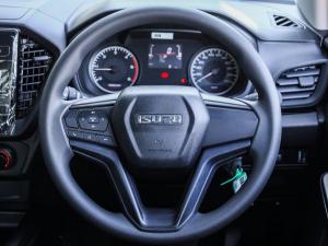 Isuzu D-Max 1.9TD double cab L auto - Image 5
