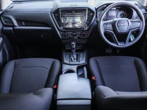 Isuzu D-Max 1.9TD double cab L auto - Image 6