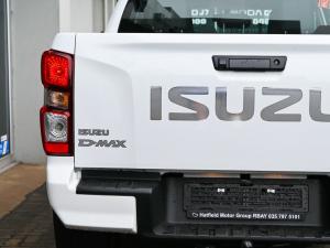 Isuzu D-Max 1.9TD double cab L manual - Image 15