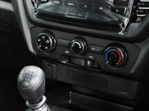 Isuzu D-Max 1.9TD double cab L manual - Image 17