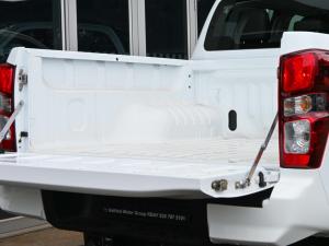 Isuzu D-Max 1.9TD double cab L manual - Image 18