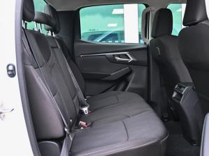 Isuzu D-Max 1.9TD double cab LS auto - Image 17