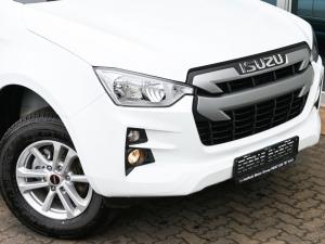 Isuzu D-Max 1.9TD double cab LS auto - Image 4