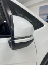 Honda WR-V 1.2 Elegance - Image 11
