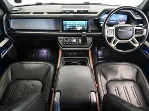 Land Rover Defender 110 D240 HSE - Image 10