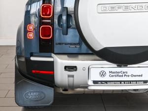 Land Rover Defender 110 D240 HSE - Image 18