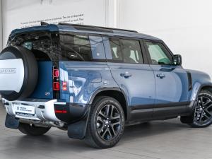 Land Rover Defender 110 D240 HSE - Image 21
