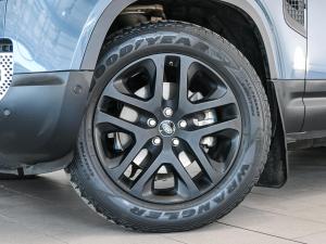 Land Rover Defender 110 D240 HSE - Image 2