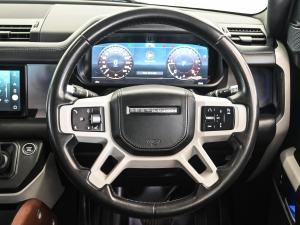 Land Rover Defender 110 D240 HSE - Image 8
