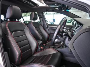 Volkswagen Golf GTI - Image 13